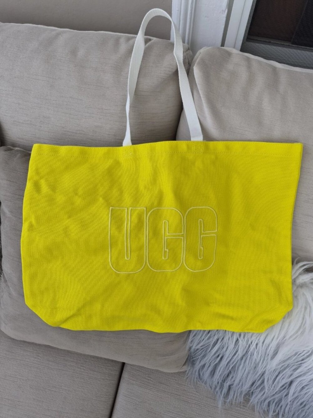 UGG extra large TOTE BAG Canvas bright yellow 19" x 14"